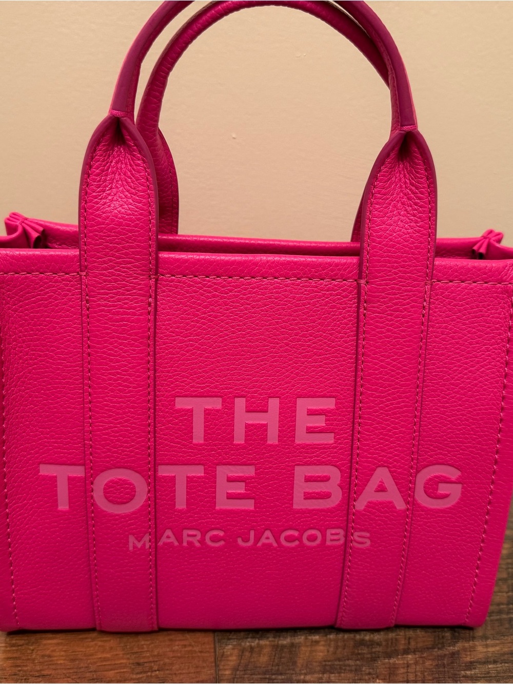 Marc Jacobs The Tote Bag Hot Pink (small)